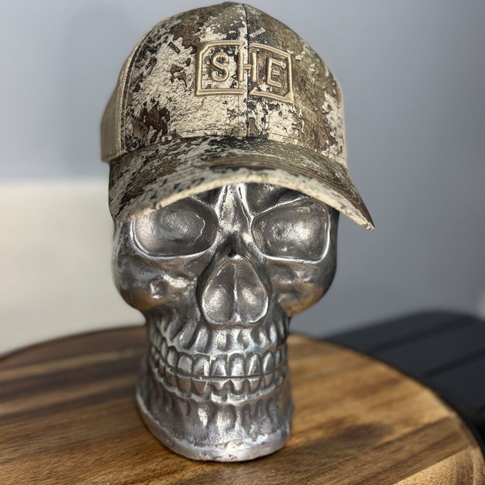 SHE Outdoor Strata Camo Trucker Hat USA Flag Patch Mesh Back Snapback Hunting